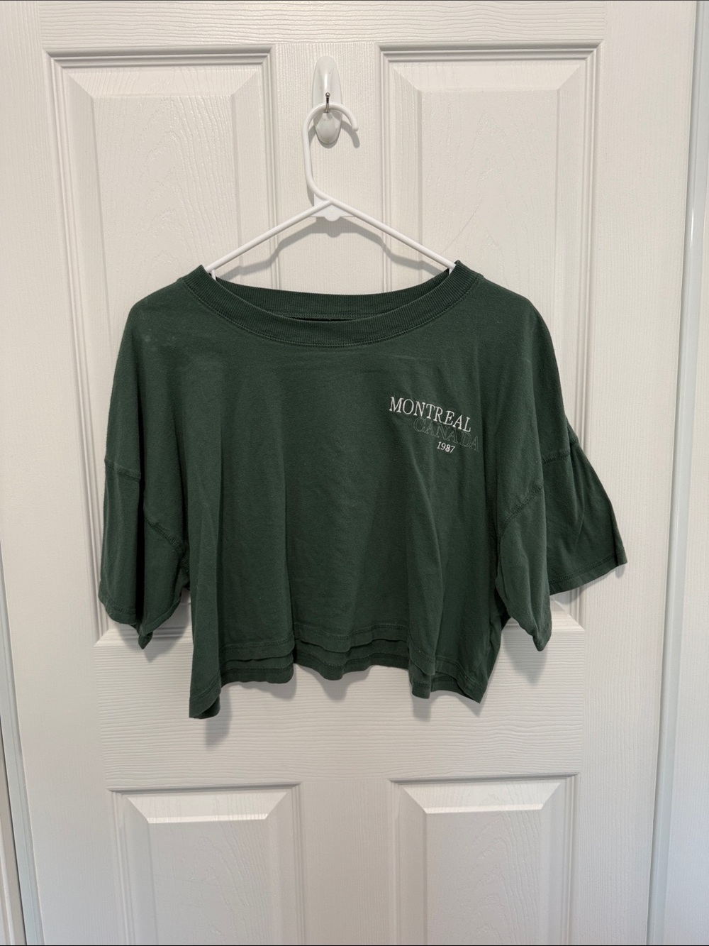 Montreal Aero Cropped tee
